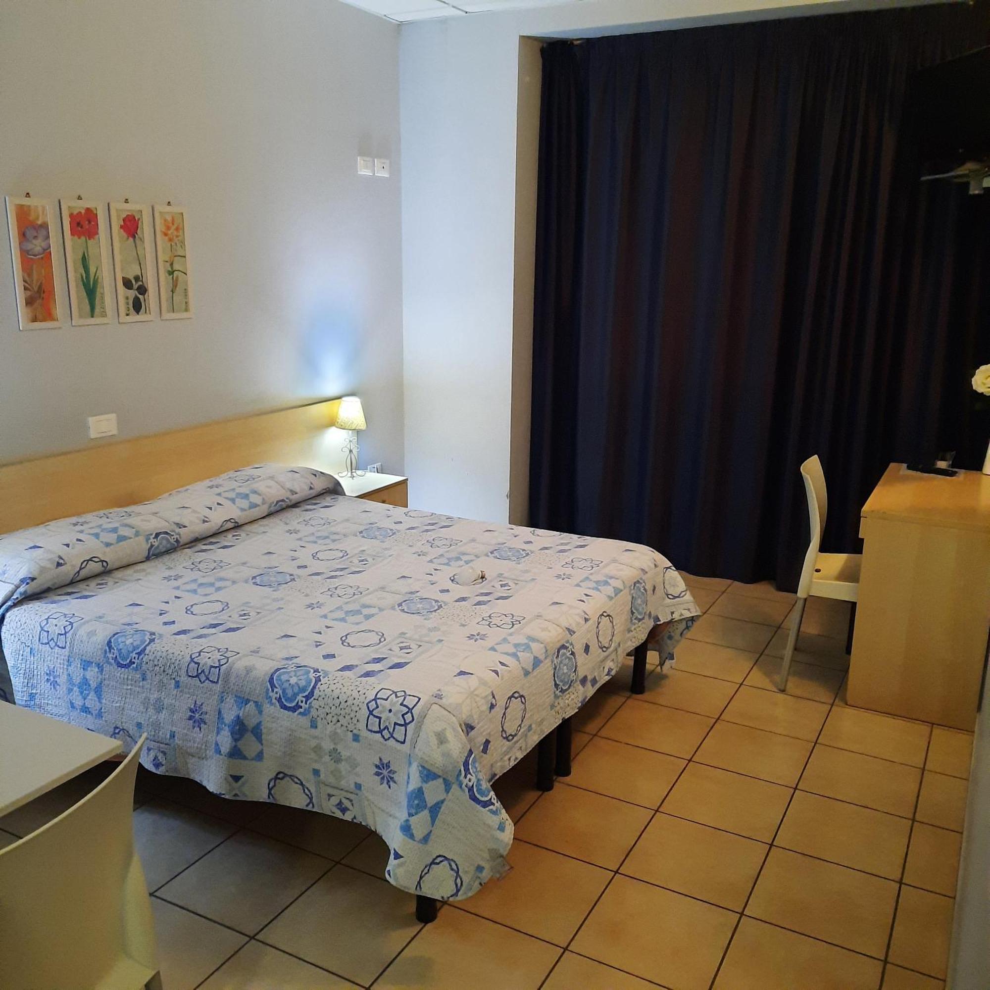 Hotel Il Chiesino Pontedera Exterior foto